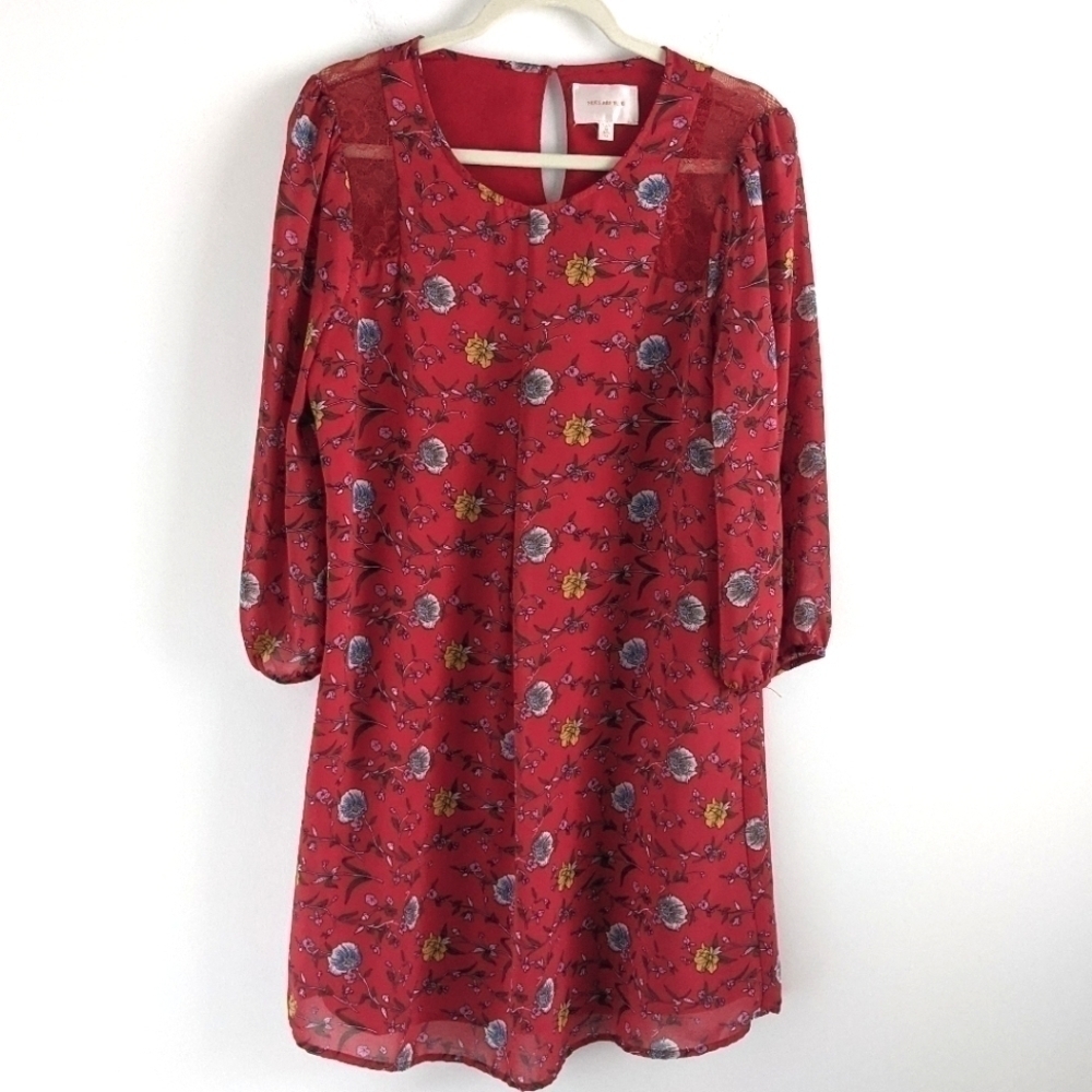 SKIES Are Blue Red Floral Shift Dress with Lace M